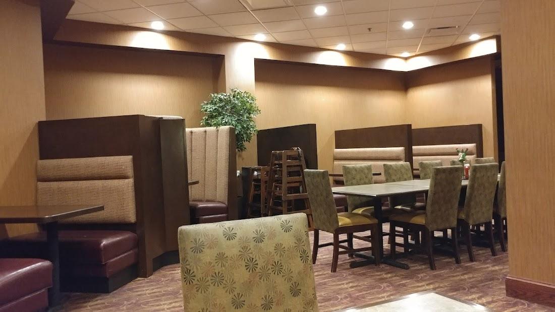 6300 Restaurant and Lounge