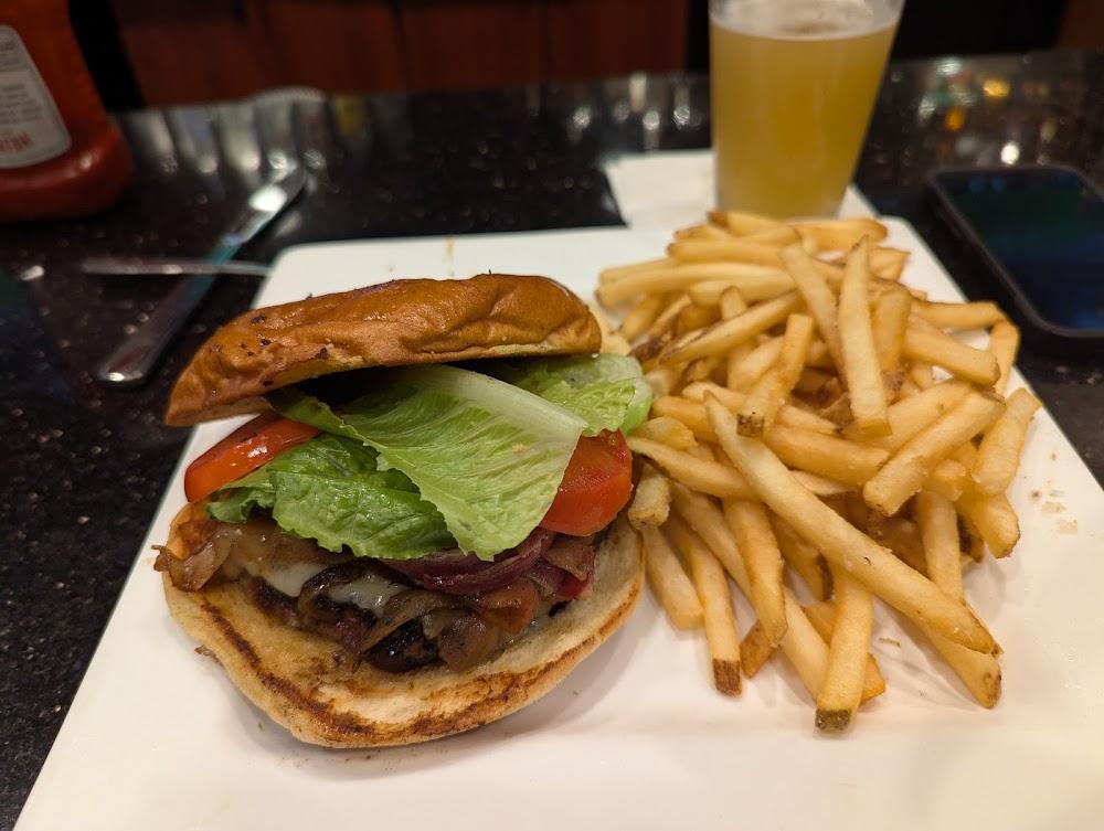 6300 Restaurant and Lounge